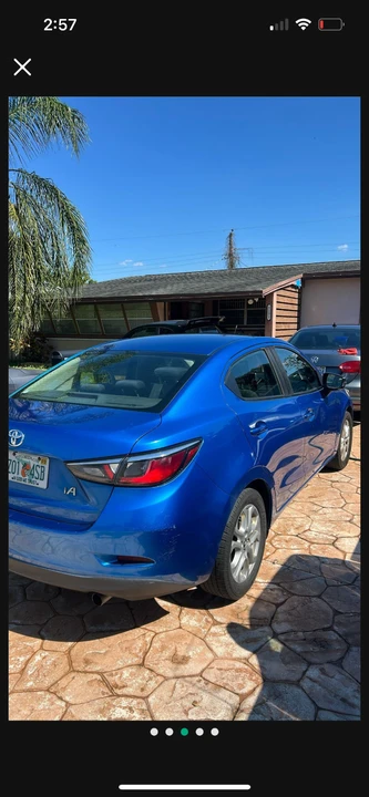 2017 Toyota Yaris - Image 2 of 5