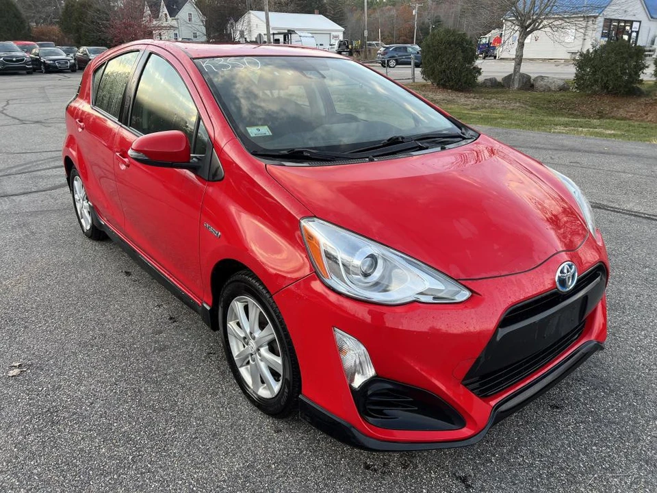 2017 Toyota Prius - Image 9 of 12