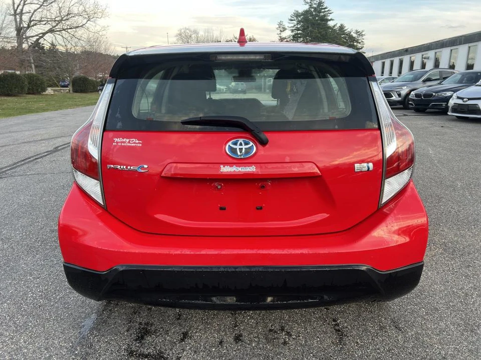 2017 Toyota Prius - Image 4 of 12