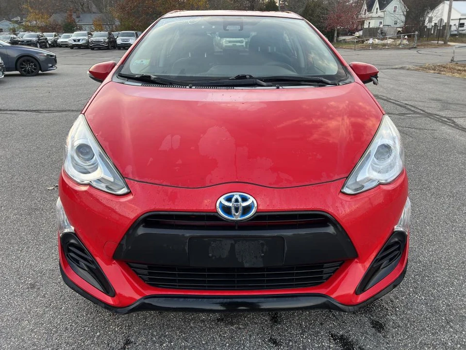 2017 Toyota Prius - Image 3 of 12