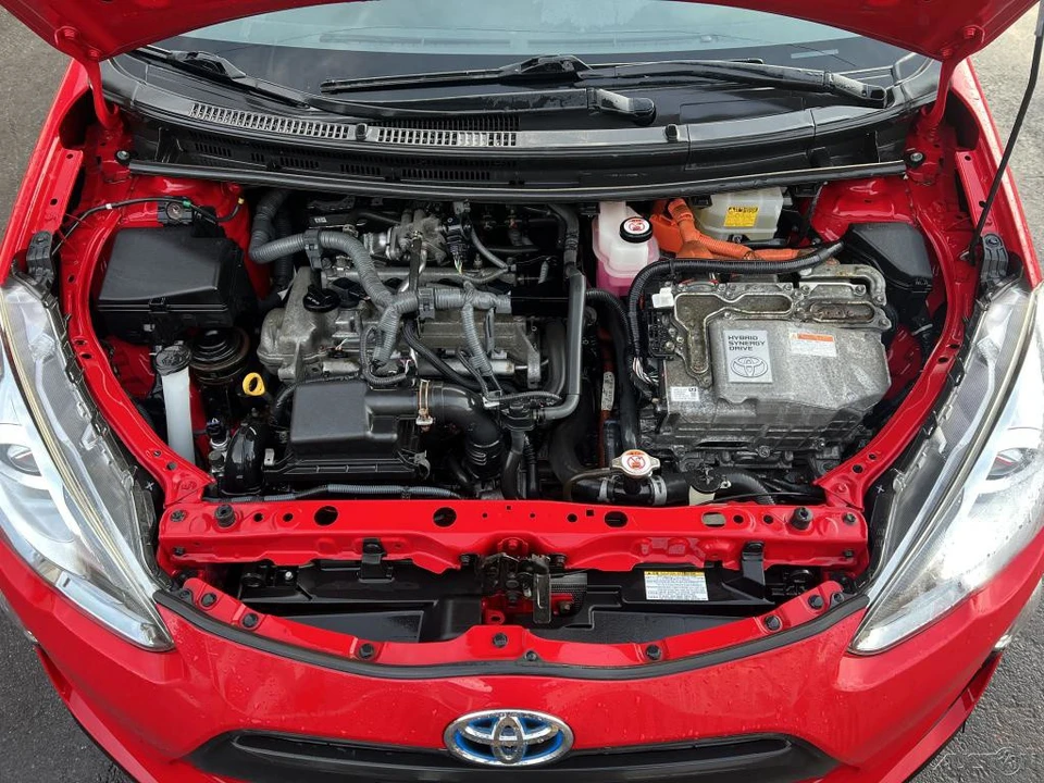 2017 Toyota Prius - Image 5 of 12