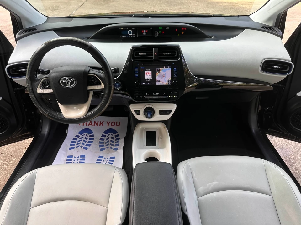 2017 Toyota Prius 4th Gen - Image 19 of 21