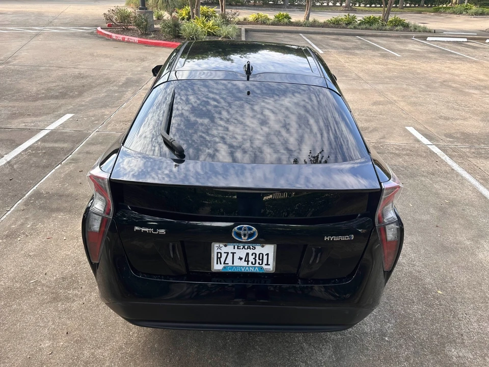 2017 Toyota Prius 4th Gen - Image 5 of 21