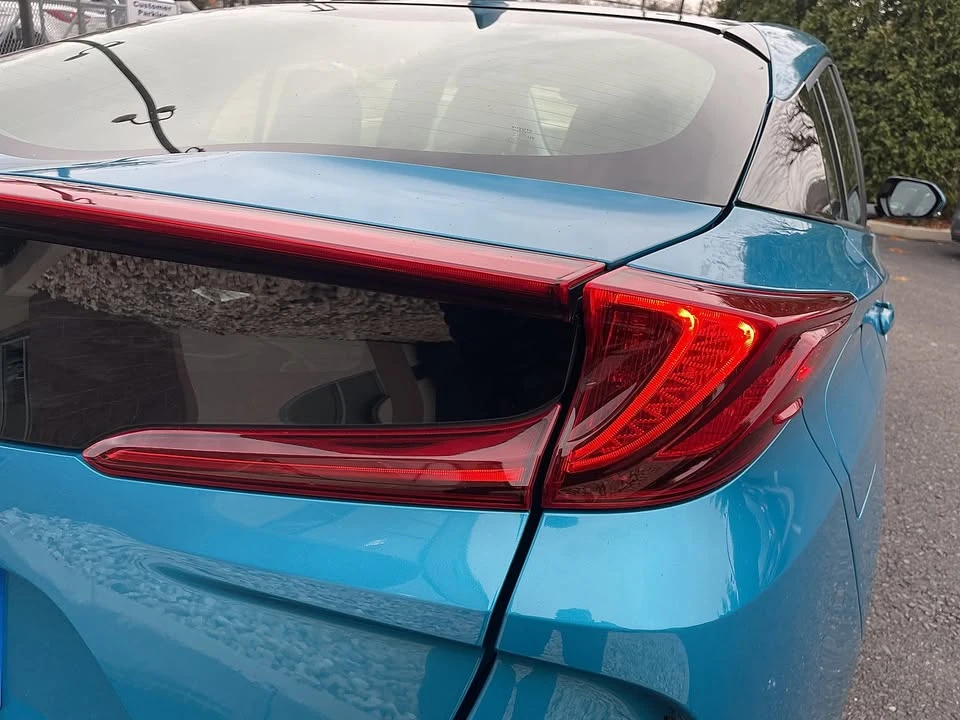 2017 Toyota Prius 4th Gen - Image 19 of 20