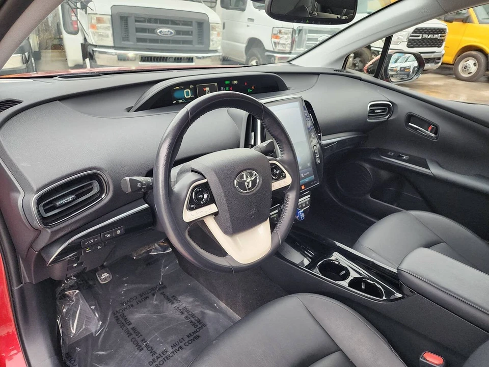 2017 Toyota Prius 4th Gen - Image 13 of 21