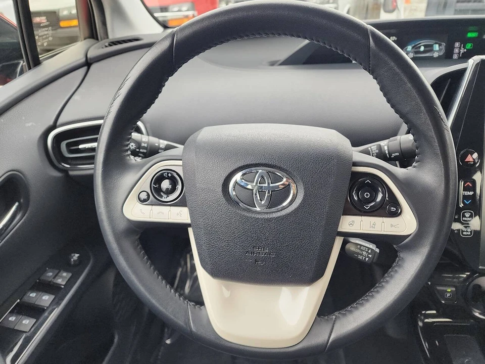 2017 Toyota Prius 4th Gen - Image 20 of 21