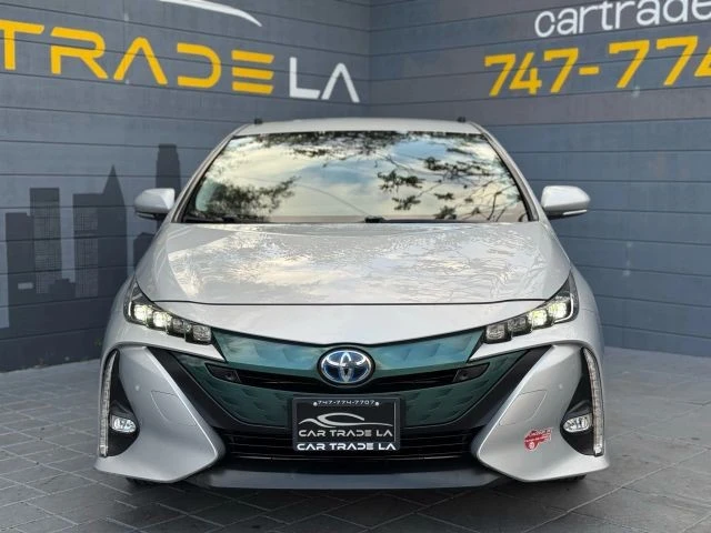 2017 Toyota Prius 4th Gen - Image 8 of 21