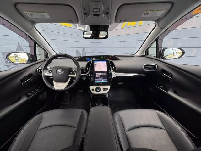 2017 Toyota Prius 4th Gen - Image 16 of 21