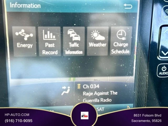 2017 Toyota Prius 4th Gen - Image 18 of 18