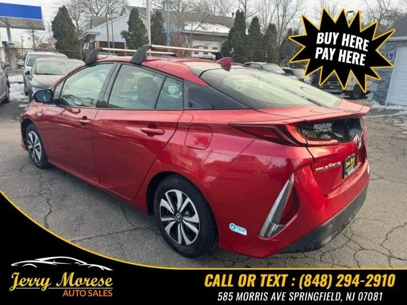2017 Toyota Prius 4th Gen - Image 3 of 12