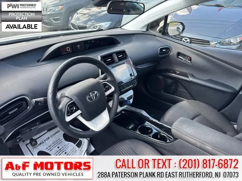 2017 Toyota Prius 4th Gen - Image 4 of 12