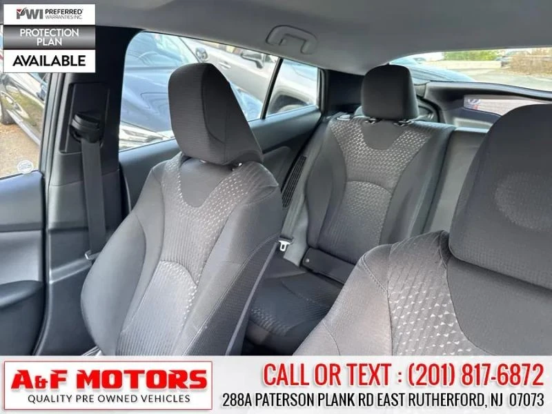 2017 Toyota Prius 4th Gen - Image 8 of 12