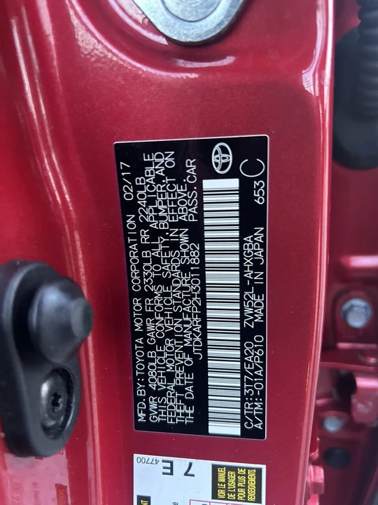 2017 Toyota Prius 4th Gen - Image 14 of 16