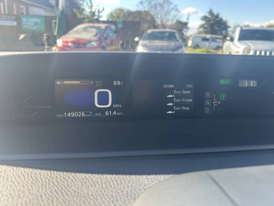 2017 Toyota Prius 4th Gen - Image 21 of 21