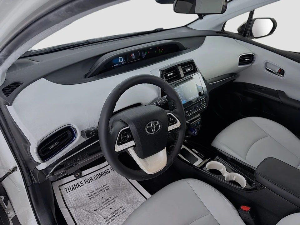 2017 Toyota Prius 4th Gen - Image 9 of 12