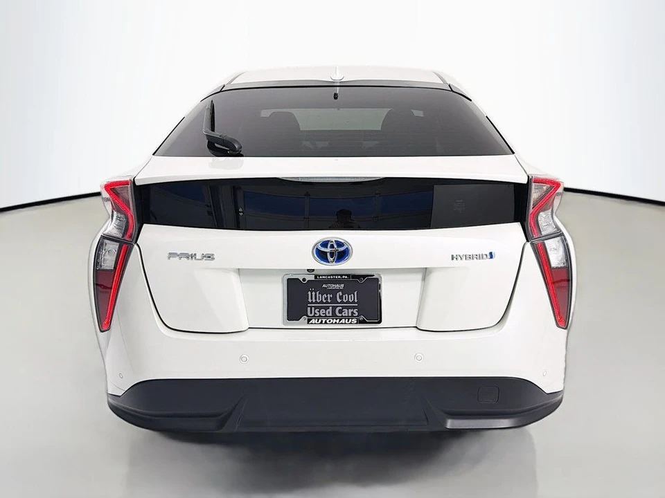 2017 Toyota Prius 4th Gen - Image 6 of 12
