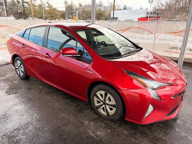 2017 Toyota Prius 4th Gen - Image 7 of 12