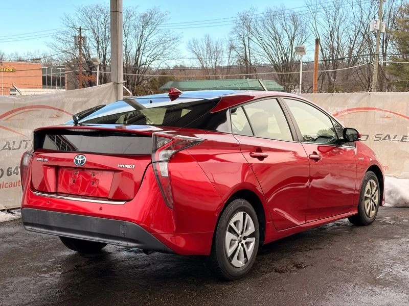 2017 Toyota Prius 4th Gen - Image 11 of 12