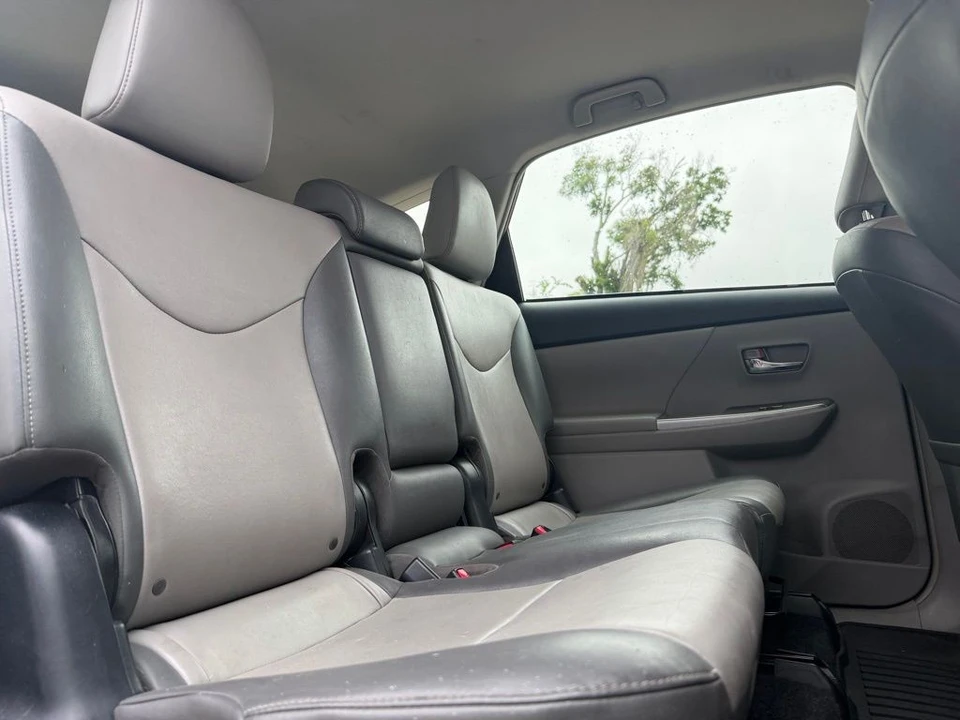 2017 Toyota Prius 4th Gen - Image 21 of 21