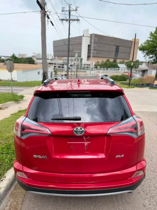 2017 Toyota RAV4 4th Gen - Image 10 of 13