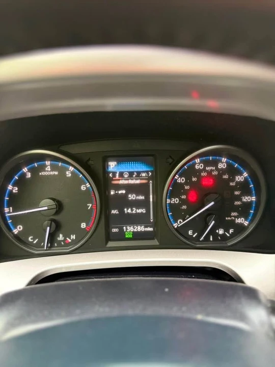 2017 Toyota RAV4 4th Gen - Image 12 of 13