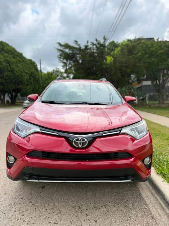 2017 Toyota RAV4 4th Gen - Image 8 of 13