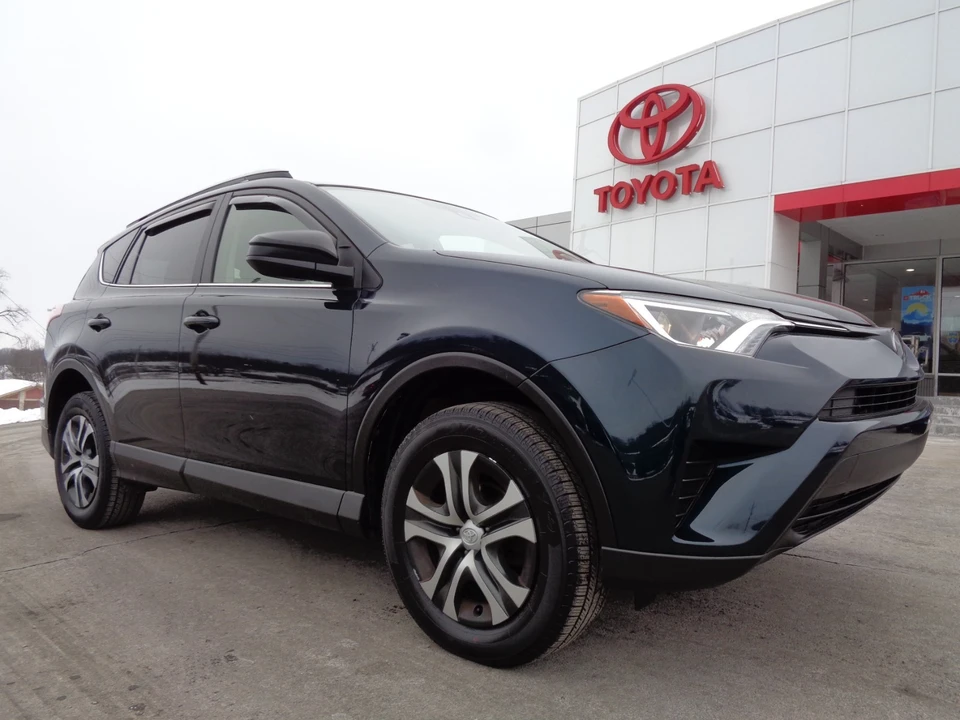 2017 Toyota RAV4 4th Gen - Image 2 of 21