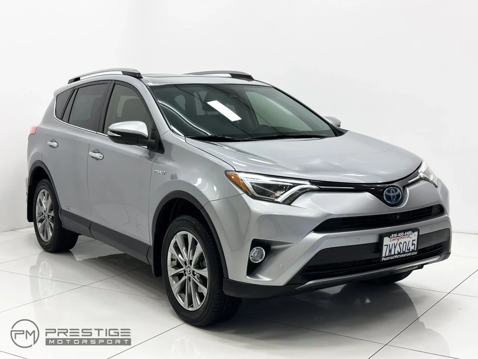 2017 Toyota RAV4 4th Gen - Image 7 of 21