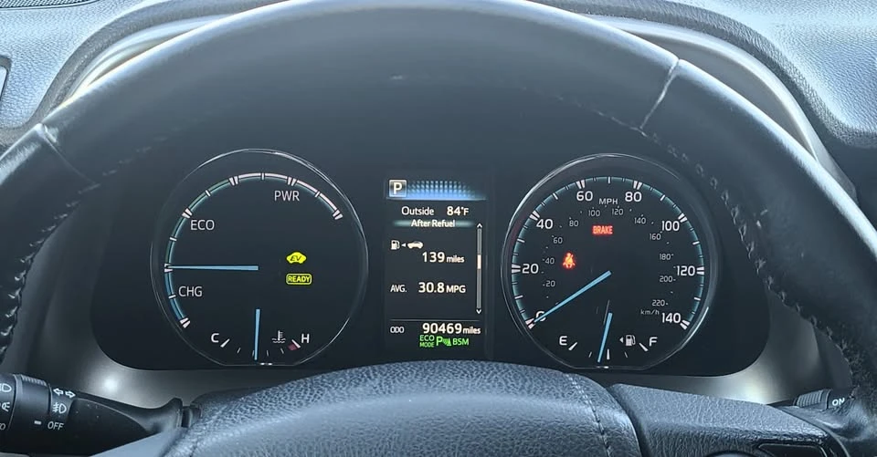2017 Toyota RAV4 4th Gen - Image 15 of 15