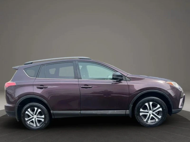 2017 Toyota RAV4 4th Gen - Image 4 of 12
