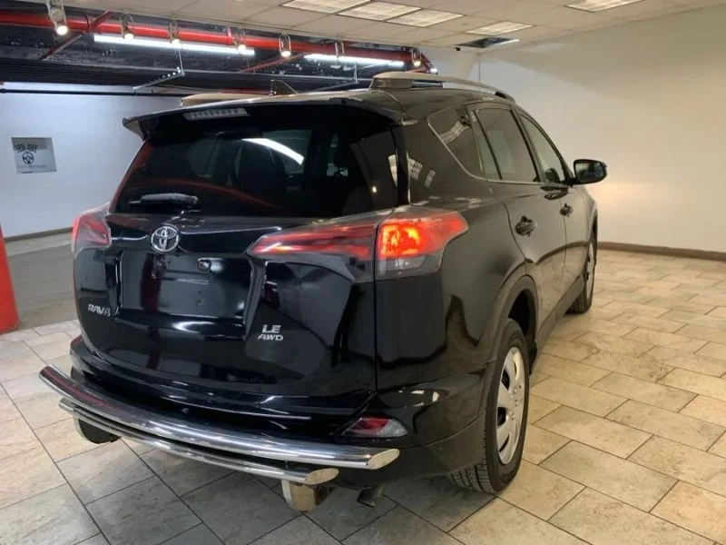 2017 Toyota RAV4 4th Gen - Image 7 of 12