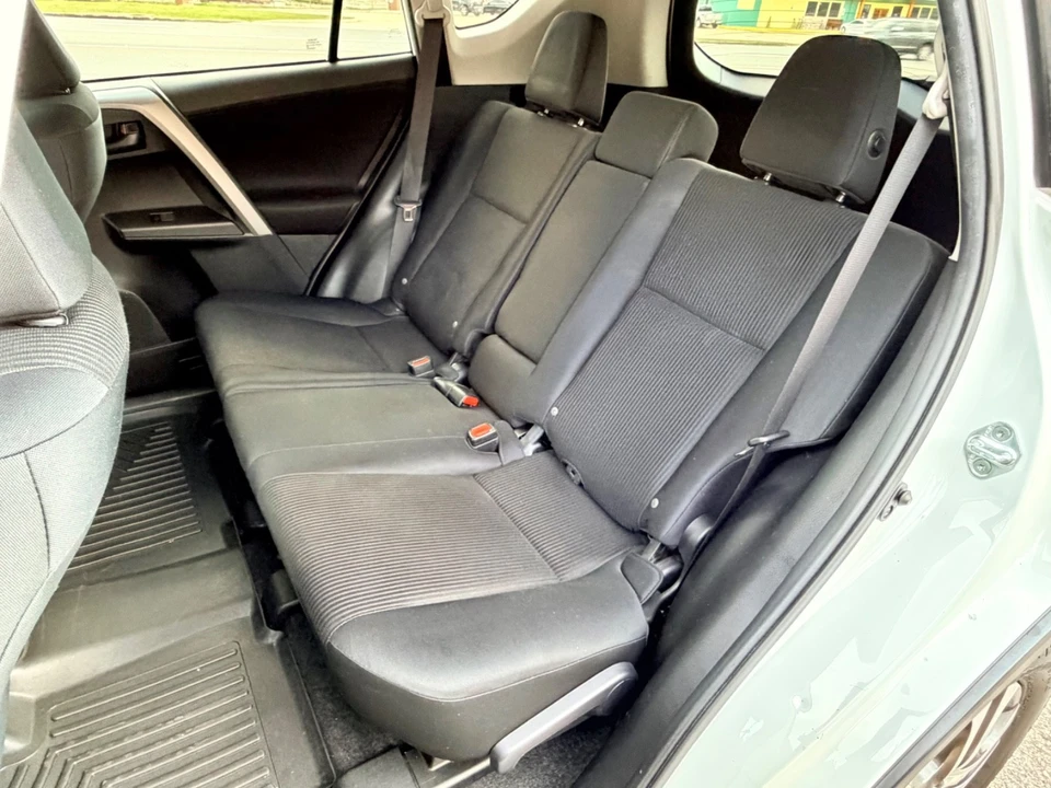 2017 Toyota RAV4 4th Gen - Image 16 of 21