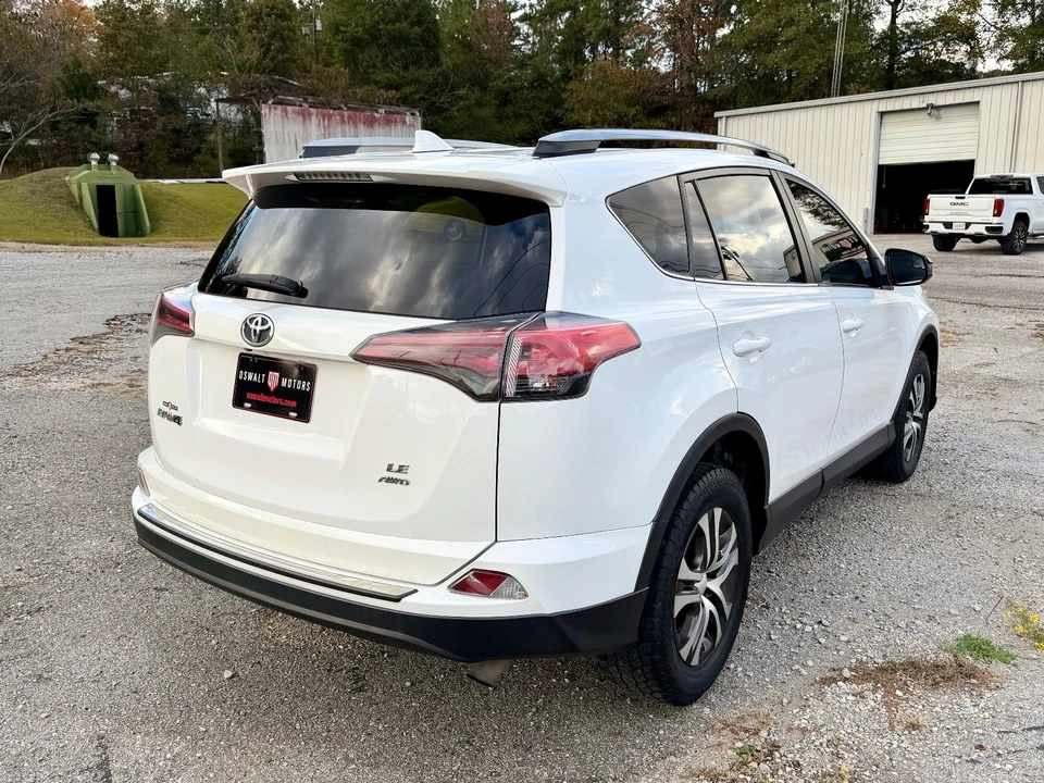 2017 Toyota RAV4 4th Gen - Image 7 of 21