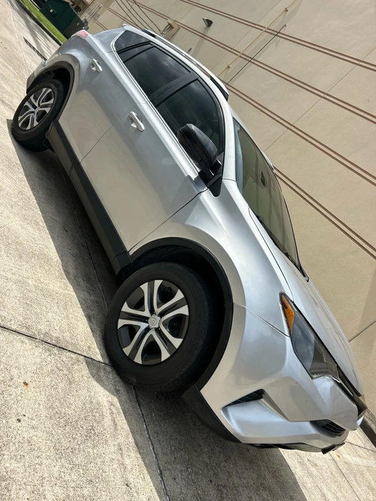 2017 Toyota RAV4 4th Gen - Image 5 of 21