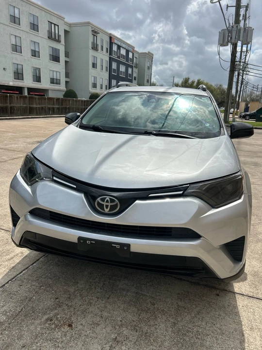 2017 Toyota RAV4 4th Gen - Image 4 of 21