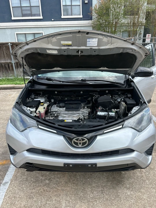 2017 Toyota RAV4 4th Gen - Image 16 of 21