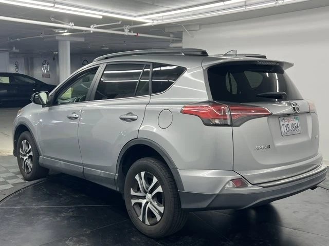 2017 Toyota RAV4 4th Gen - Image 7 of 9