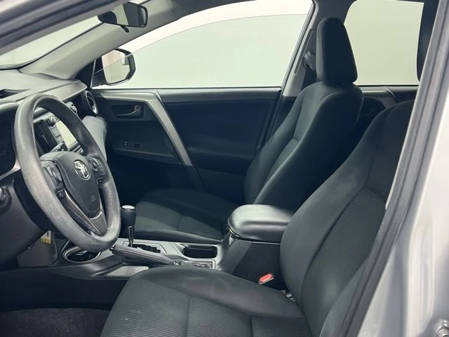 2017 Toyota RAV4 4th Gen - Image 8 of 9