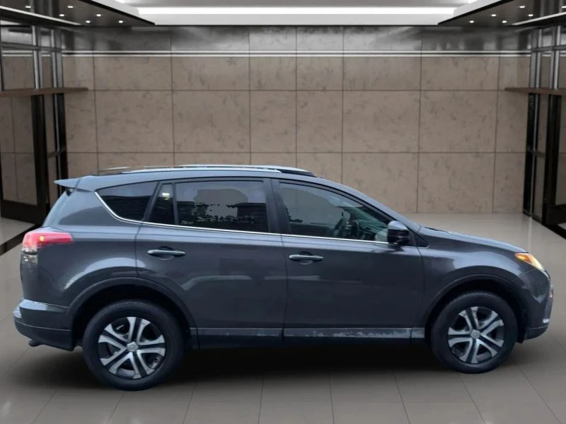 2017 Toyota RAV4 4th Gen - Image 4 of 12