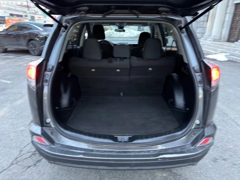 2017 Toyota RAV4 4th Gen - Image 5 of 12