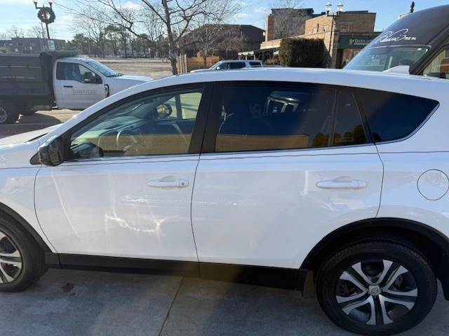 2017 Toyota RAV4 4th Gen - Image 12 of 14