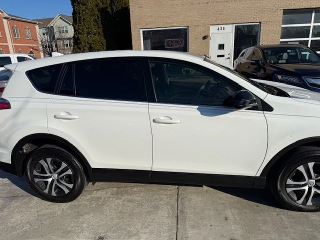 2017 Toyota RAV4 4th Gen - Image 8 of 14