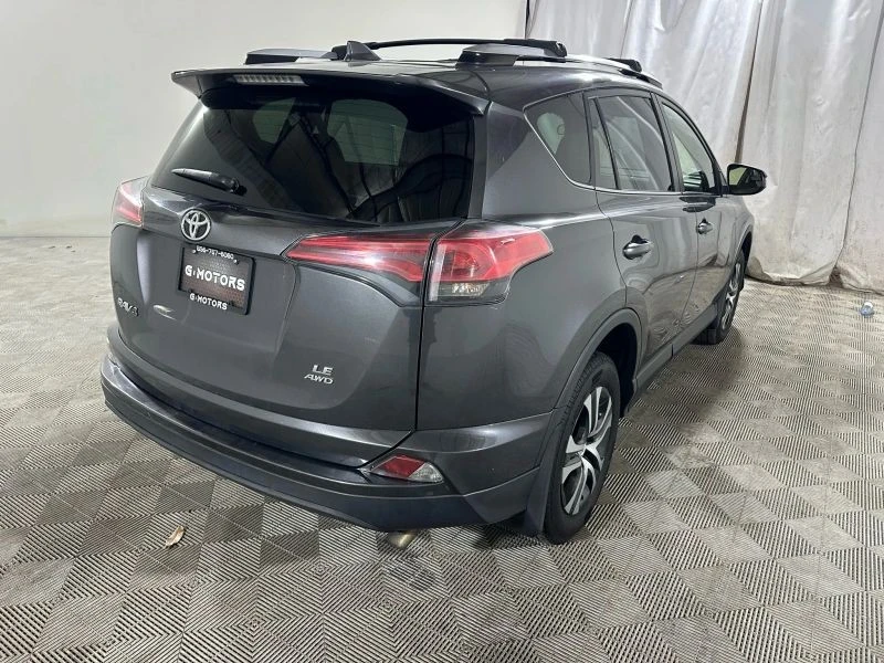2017 Toyota RAV4 4th Gen - Image 6 of 12