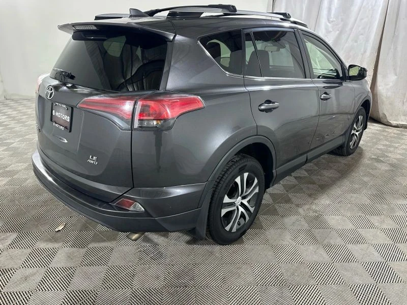 2017 Toyota RAV4 4th Gen - Image 7 of 12