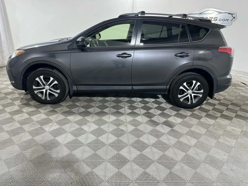2017 Toyota RAV4 4th Gen - Image 3 of 12