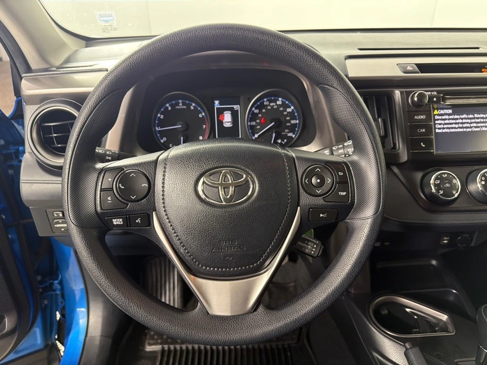 2017 Toyota RAV4 4th Gen - Image 15 of 21
