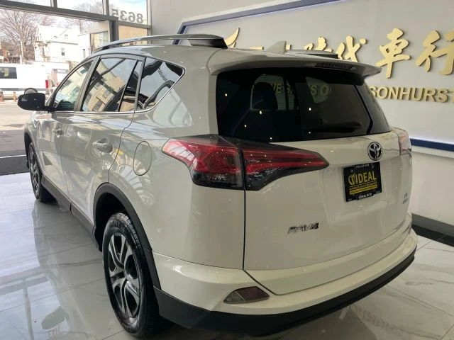2017 Toyota RAV4 4th Gen - Image 4 of 21