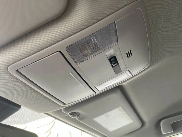 2017 Toyota RAV4 4th Gen - Image 15 of 21