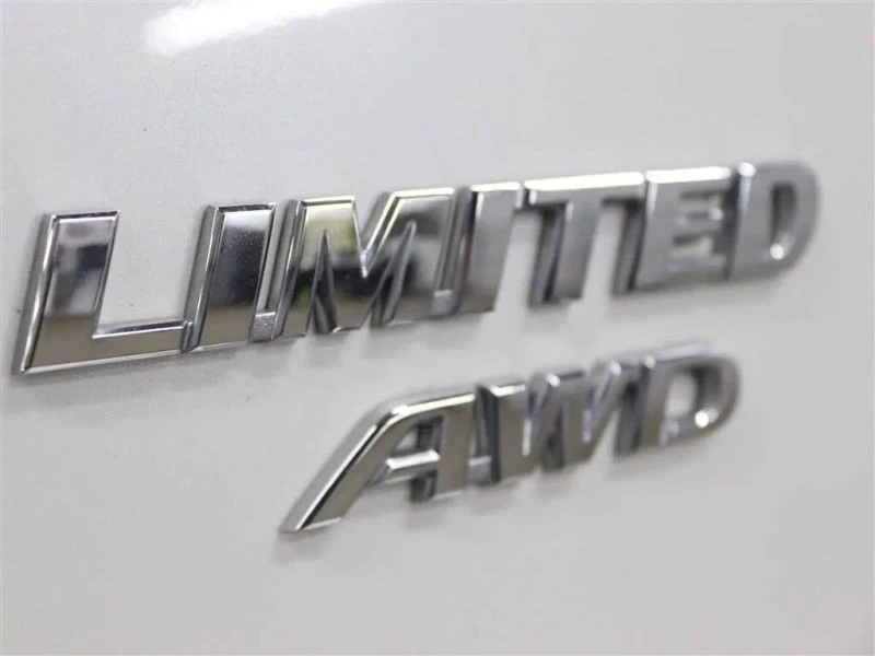 2017 Toyota RAV4 4th Gen - Image 10 of 12