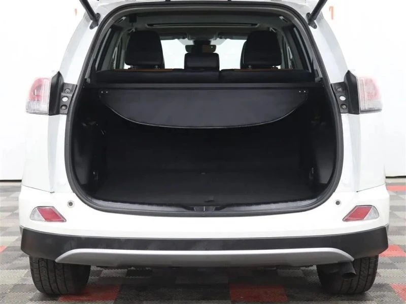 2017 Toyota RAV4 4th Gen - Image 6 of 12